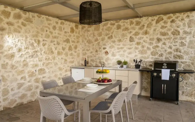 Kagiemar Luxury House
