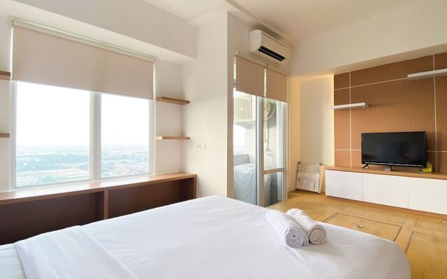 Nice And Cozy Studio Apartment At Vasanta Innopark