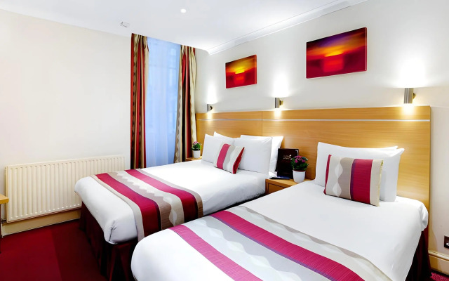 Queens Park Hotel