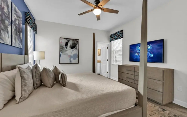 4724 Sleepy Hollow Drive