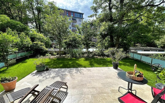 Deluxe Apartments Christina 120 m2 im Design Hotel Vosteen