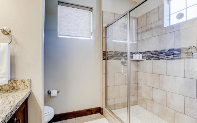 Noah s Retreat by Boutiq