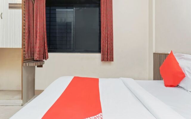 OYO 29114 Suraj Residency