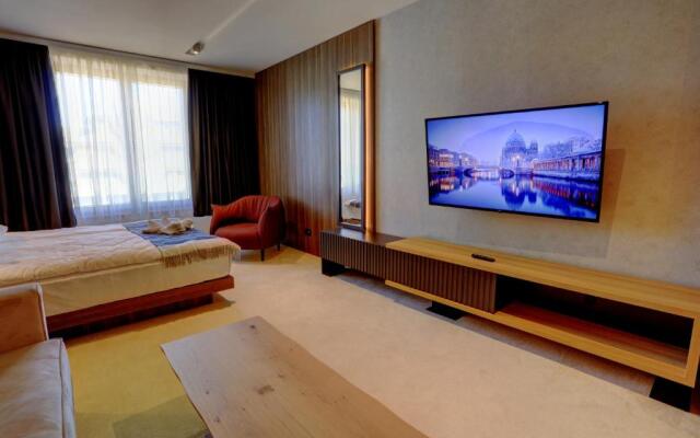 Woodside Kopaonik 417-418