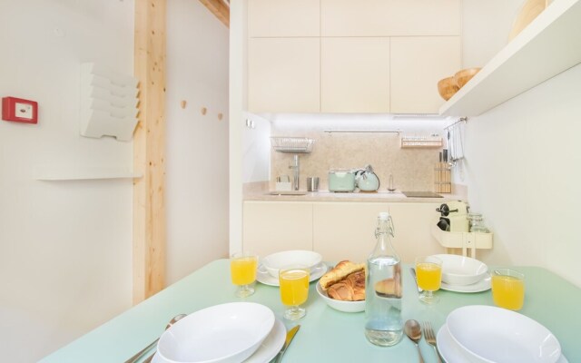 Casa da Graça Lisbon Hideout I