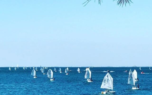 Al Canton Apartments