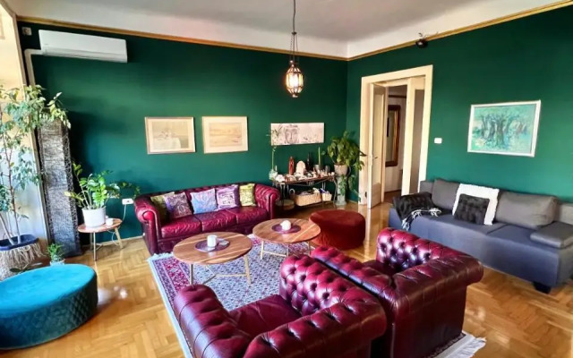 Diana's Temple Suite