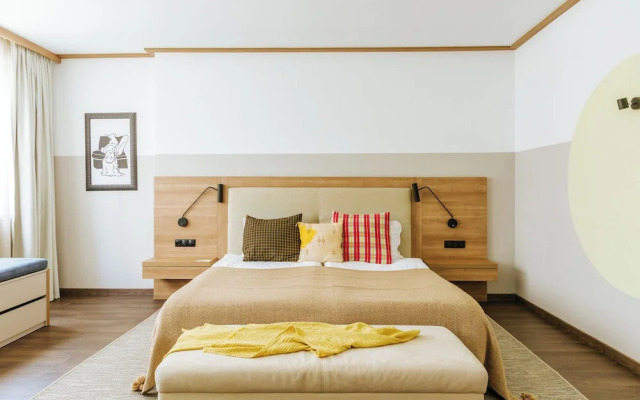 WorkNomads LAB Hotel-Coliving & Coworking