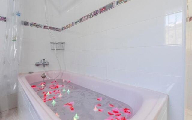 Villa Felicidad Sayalonga by Ruralidays