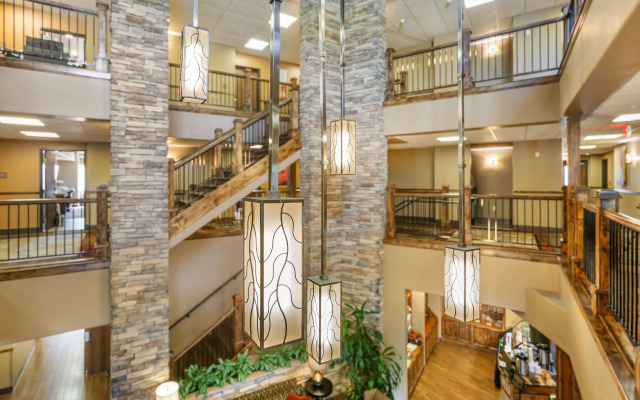 Best Western Premier Ivy Inn & Suites