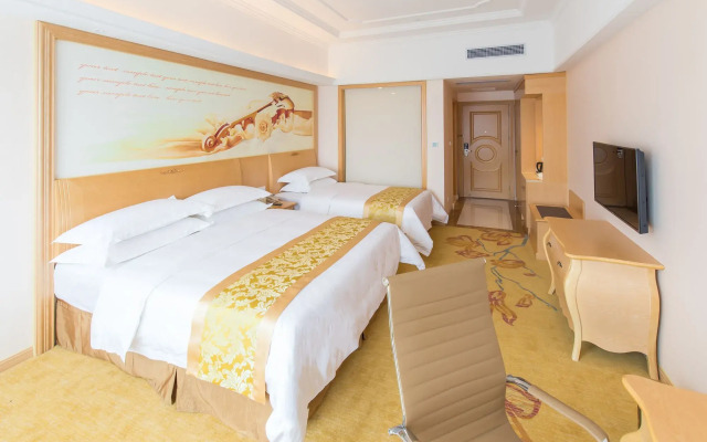 Royale international hotel