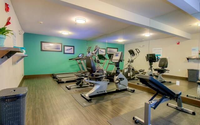 Holiday Inn Express Hotel & Suites Carlsbad Beach by IHG