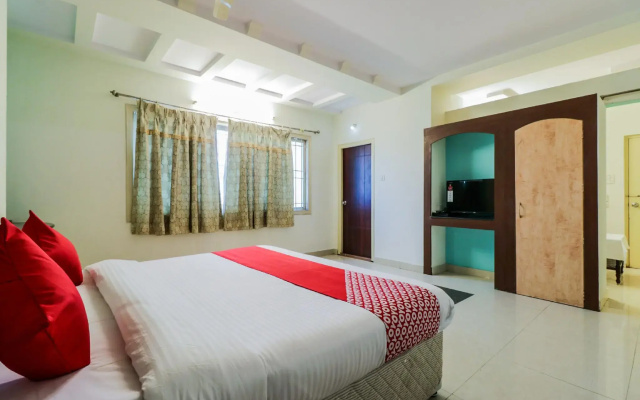 OYO 35442 Parnasala Princely
