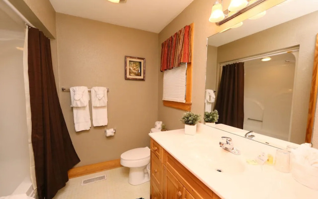 Pinnacle View 7C - Three Bedroom Chalet