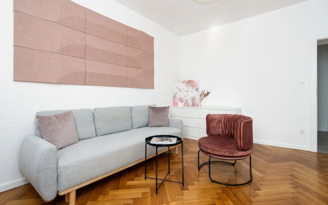 Rycerska Apartments by Renters