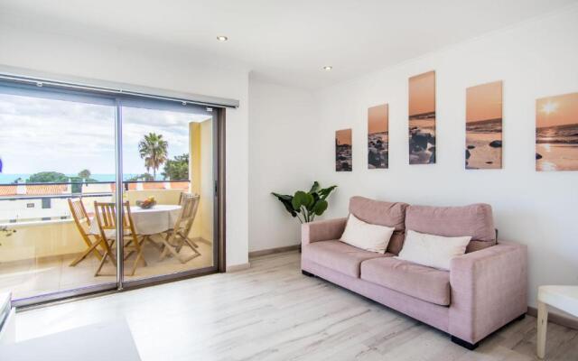 Appartement Chaleureux et Lumineux Proche Mer L003