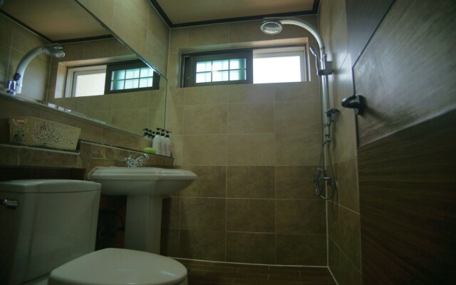 Gamsung 36.5 Pension Hotel
