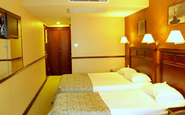 Topkapi Inter Istanbul Hotel