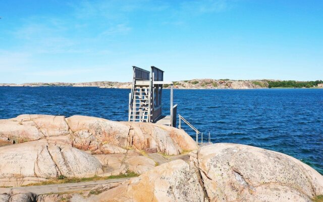 4 Person Holiday Home in Hamburgsund