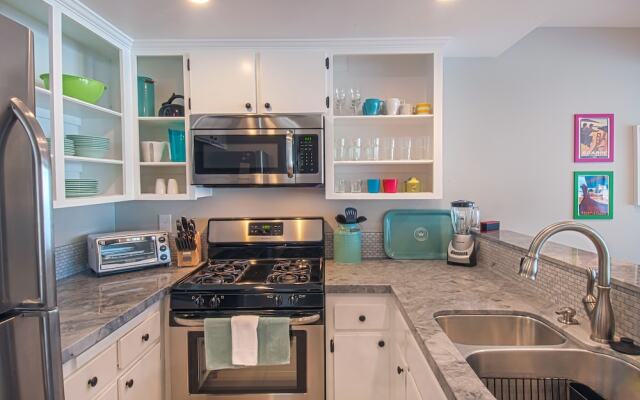 Love Bug - 2 Br Condo