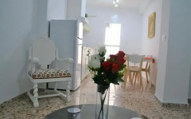 Exceptional Fully Refurbished 1 bed Apartment