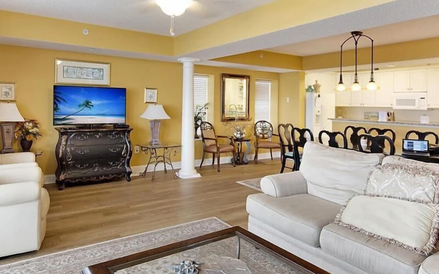 Ocean Blue 403 Apartment 5