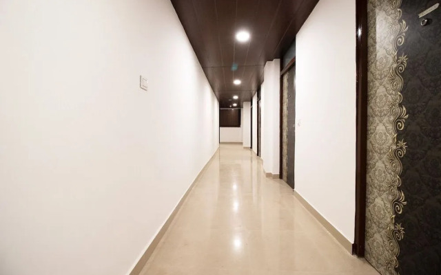 Grand Inn by OYO Rooms