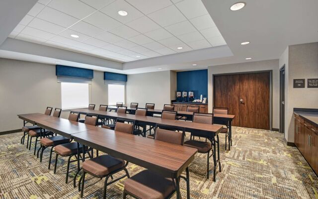 Hampton Inn Cave City, KY