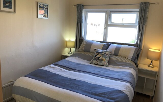 Seabirds - 3 bed chalet, dog friendly, Bridlington