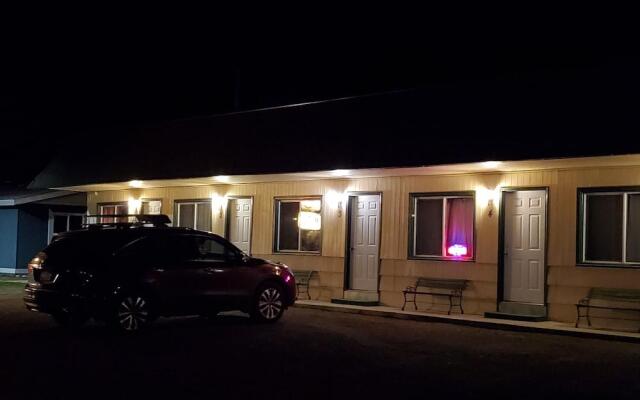 Athol Motel