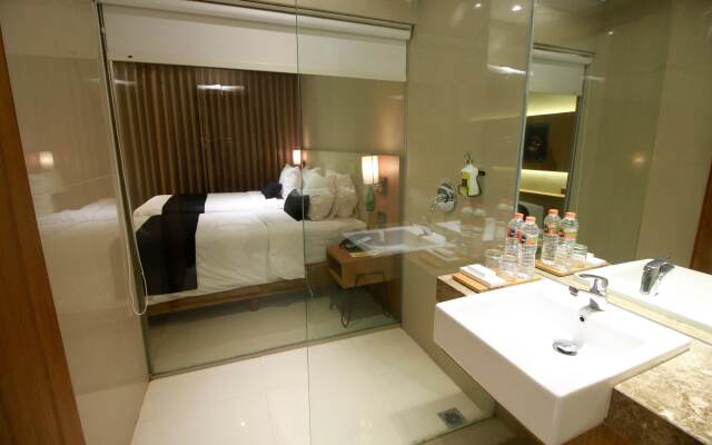 Yellow Star Ambarukmo Hotel