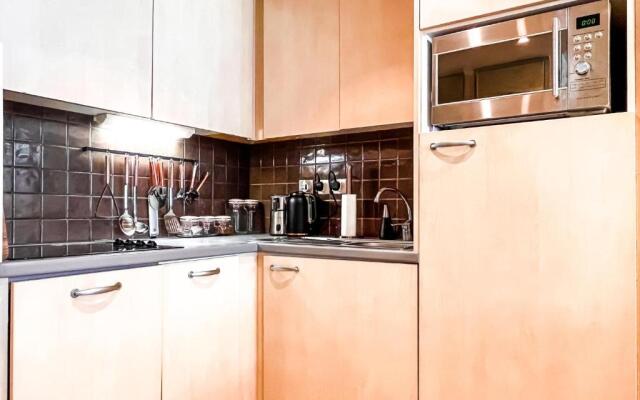 Large 2-Bedroom Apartment, Centre of Flaine Foret