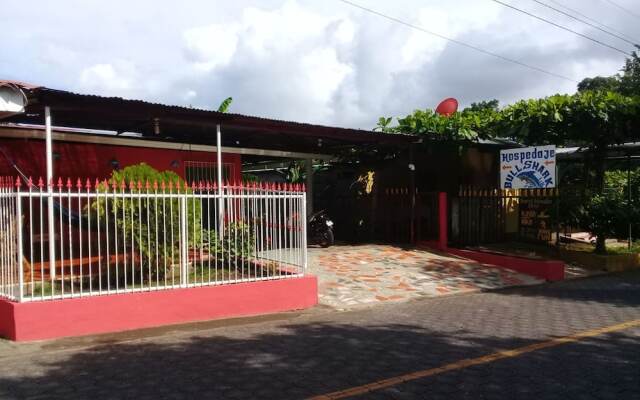 Inn Hospedaje BullShark
