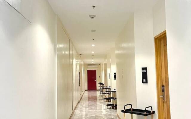 Bravo Tanauan Hotel