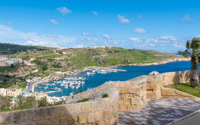 Gee9teen Gozitan Villa, Pool & Whirlpool