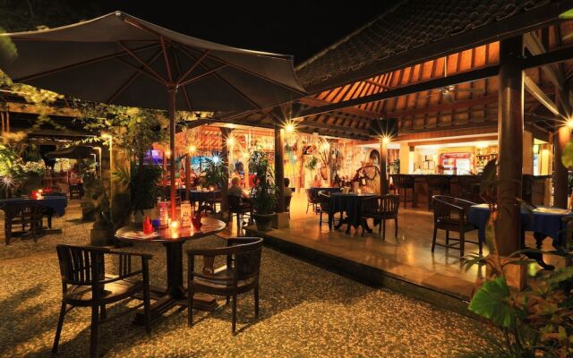 Laghawa Beach Inn Hotel