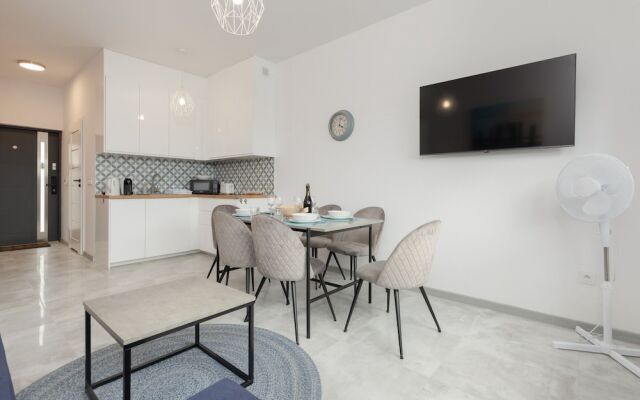 Lake House Sosnowy Las Mielno by Renters