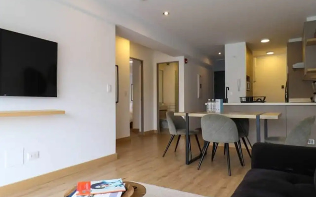 w Modern 2BR With Balcony in Barranco