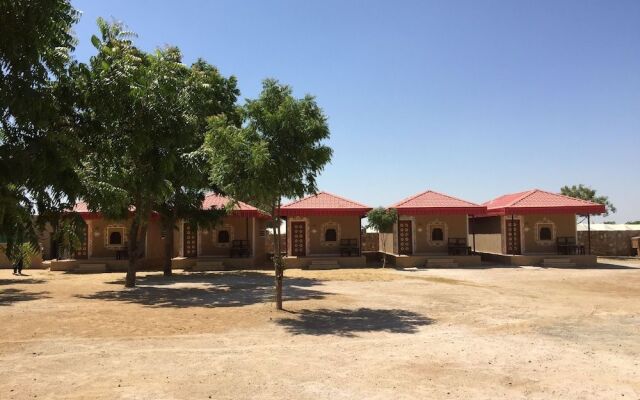Desert Glamping