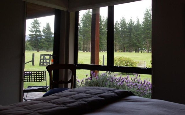 Woodbank Park Cottages – Balcony – Hanmer Springs
