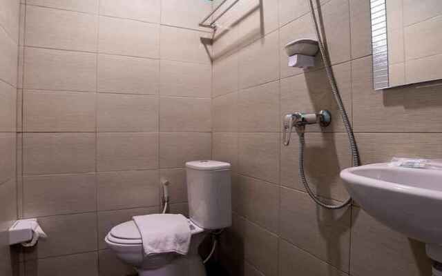 Airy Greenland Ahmad Yani Batam