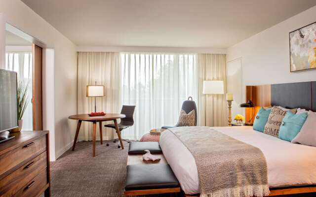 DoubleTree by Hilton Atlanta Windy Hill Ballpark