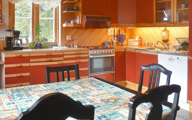 8 Person Holiday Home in Lonevåg