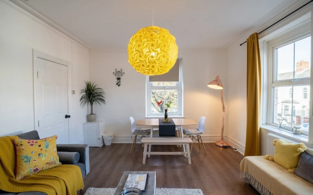 Phénix Central - Huge 3 Bed Apt.
