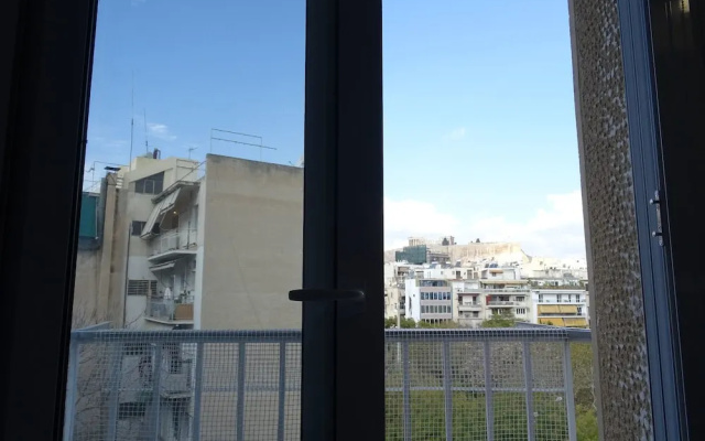 Minimal Luxury near Acropolis