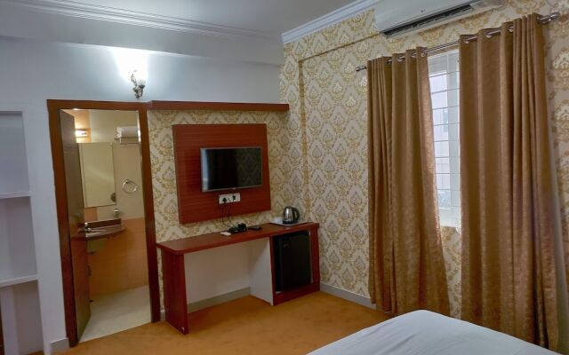 Hotel Voyagers 99