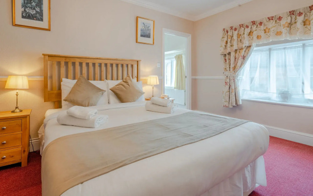 The Crown Hotel