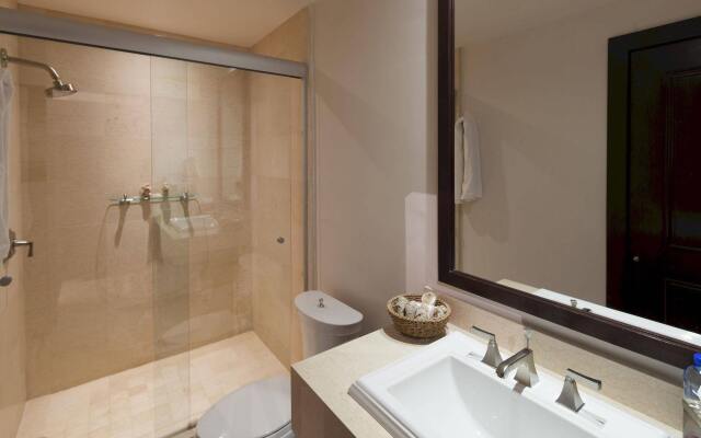 Puerta Cortes Residences