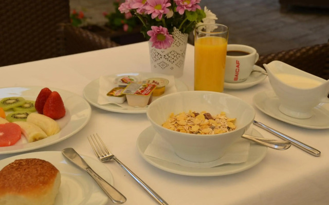 Garni Hotel Le Petit Piaf