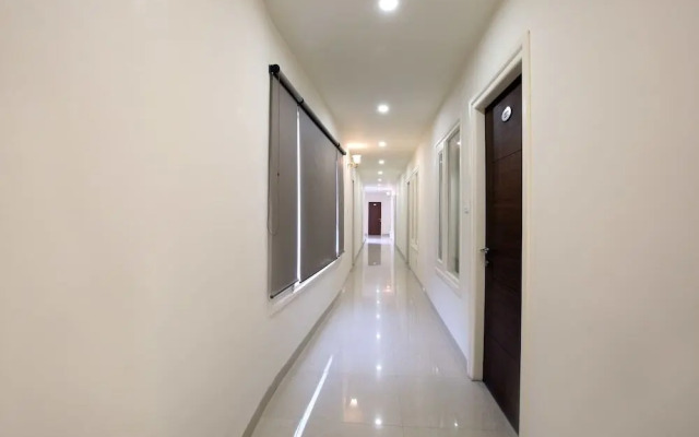 Hotel Joy by OYO Rooms